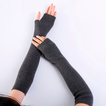 Load image into Gallery viewer, High quality Wool Knitted Long Fingerless Women Gloves