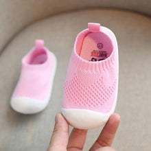 Load image into Gallery viewer, 2019 Spring Infant Toddler Shoes Girls Boys Casual Mesh Shoes Soft Bottom Comfortable Non-slip Kid Baby First Walkers Shoes