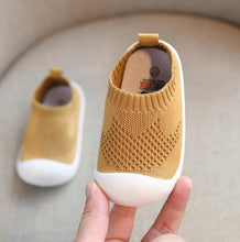 Load image into Gallery viewer, 2019 Spring Infant Toddler Shoes Girls Boys Casual Mesh Shoes Soft Bottom Comfortable Non-slip Kid Baby First Walkers Shoes