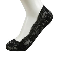 Load image into Gallery viewer, 1 Pair Fashion Women Girls ECMLN Summer Socks Style Lace Flower Short Sock Antiskid Invisible Ankle Socks 2019 Sox