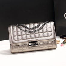 Load image into Gallery viewer, Fashion PU Leather Solid Checks Pattern Double Chain Women Clutch
