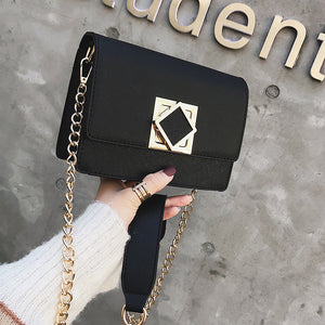 PU Leather durable soft One Shoulder interlocking Chain Bag