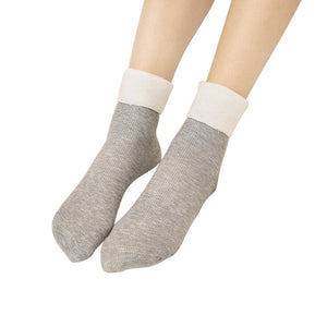 Women's New Model Vertical Striped Thin Pattern Warm Comfortable Socks