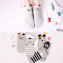 Load image into Gallery viewer, 5Pairs New Arrivl Women Cotton Socks Pink Cute Cat Ankle Socks Short  Socks Casual Animal Ear Red Heart Gril Socks 35-40