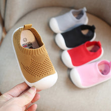 Load image into Gallery viewer, 2019 Spring Infant Toddler Shoes Girls Boys Casual Mesh Shoes Soft Bottom Comfortable Non-slip Kid Baby First Walkers Shoes