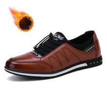 Load image into Gallery viewer, Spring autumn Men Shoes Breathable Mesh Mens Shoes Casual Fashion Low Lace-up Canvas Shoes Flats Zapatillas Hombre Plus Size