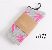 Load image into Gallery viewer, Winter high Quality Harajuku chaussette Style Weed Socks For Women Men&#39;s Cotton Hip Hop Socks Man Meias Mens Calcetines